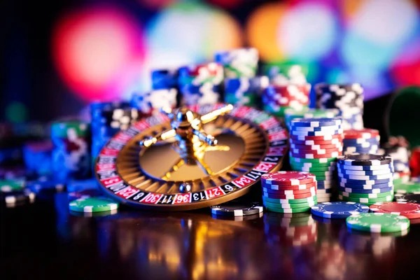 Roulette wheel in action Roulette wheel on nusa4d live table